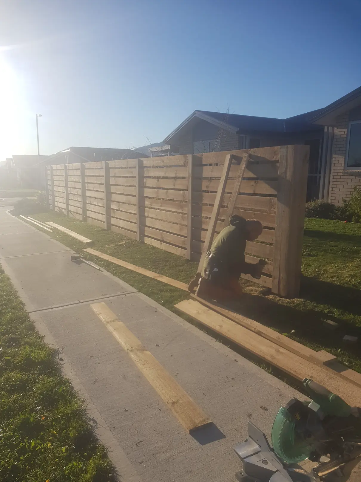 Horizontal Privacy Screen